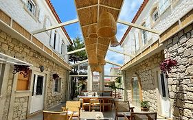 Monk Alaçatı